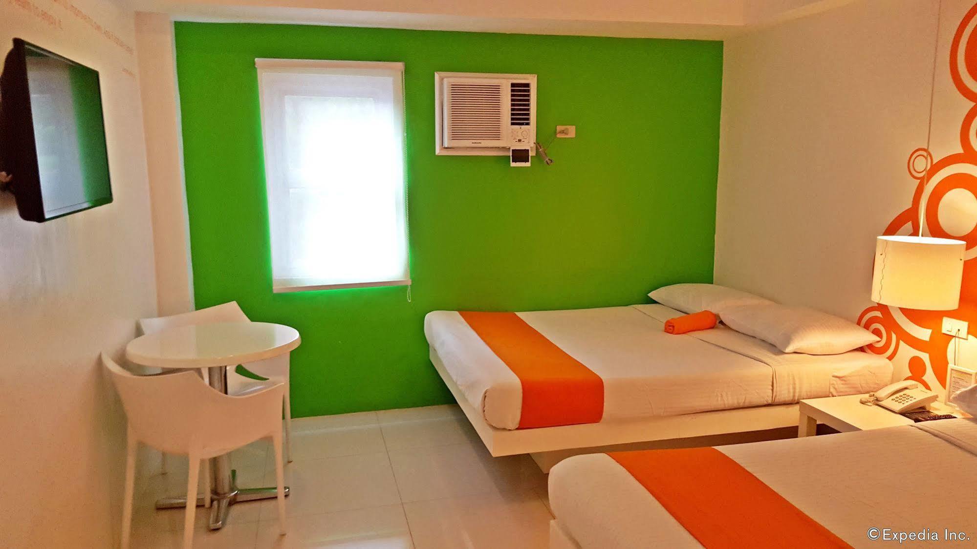 Islands Stay Hotel - Puerto Princesa Kültér fotó